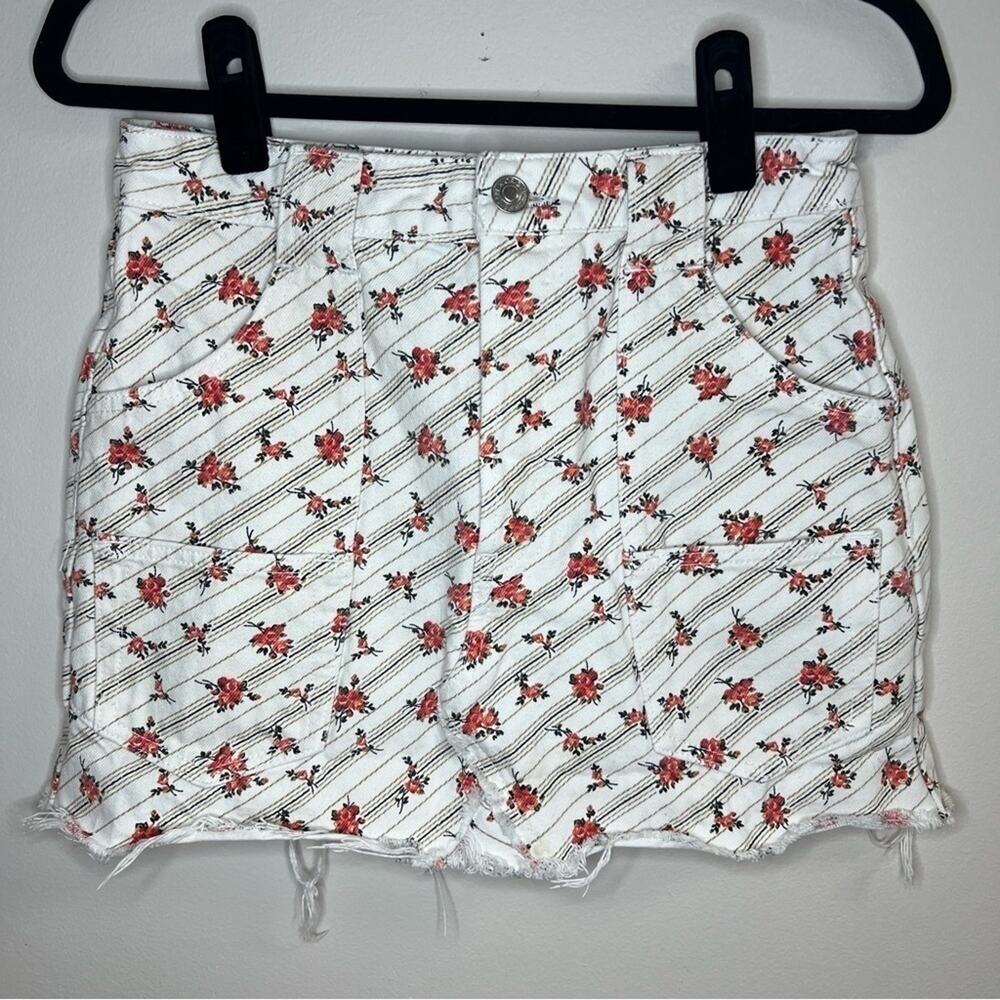 Re/Done Floral Denim Cargo Mini Skirt Size 26 - Picture 4 of 16
